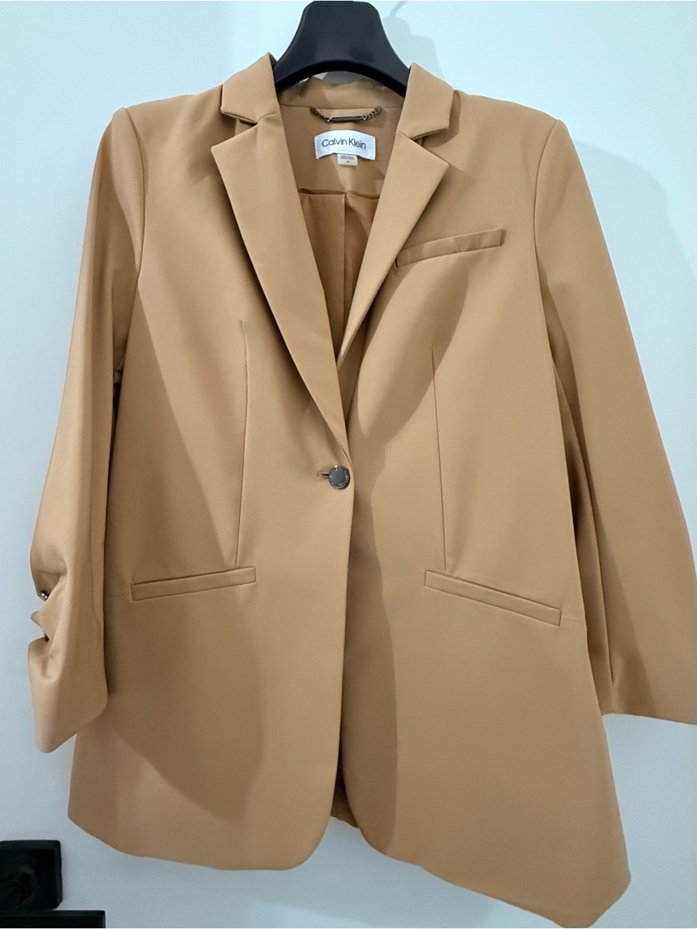 Calvin Klein Women’s Size 4 Tan Ruched Sleeve Blazer NWOT